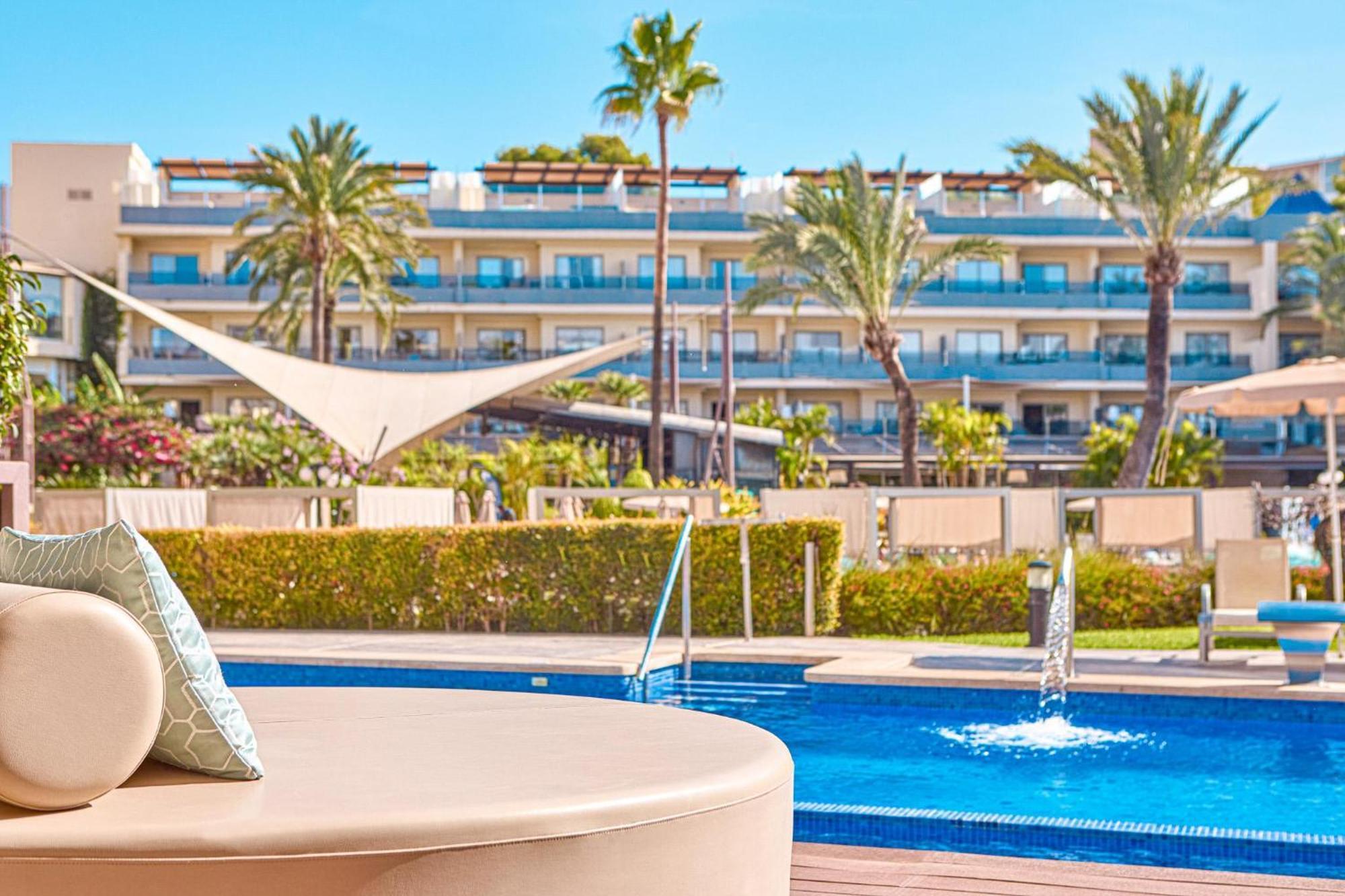 Aparthotel Zafiro