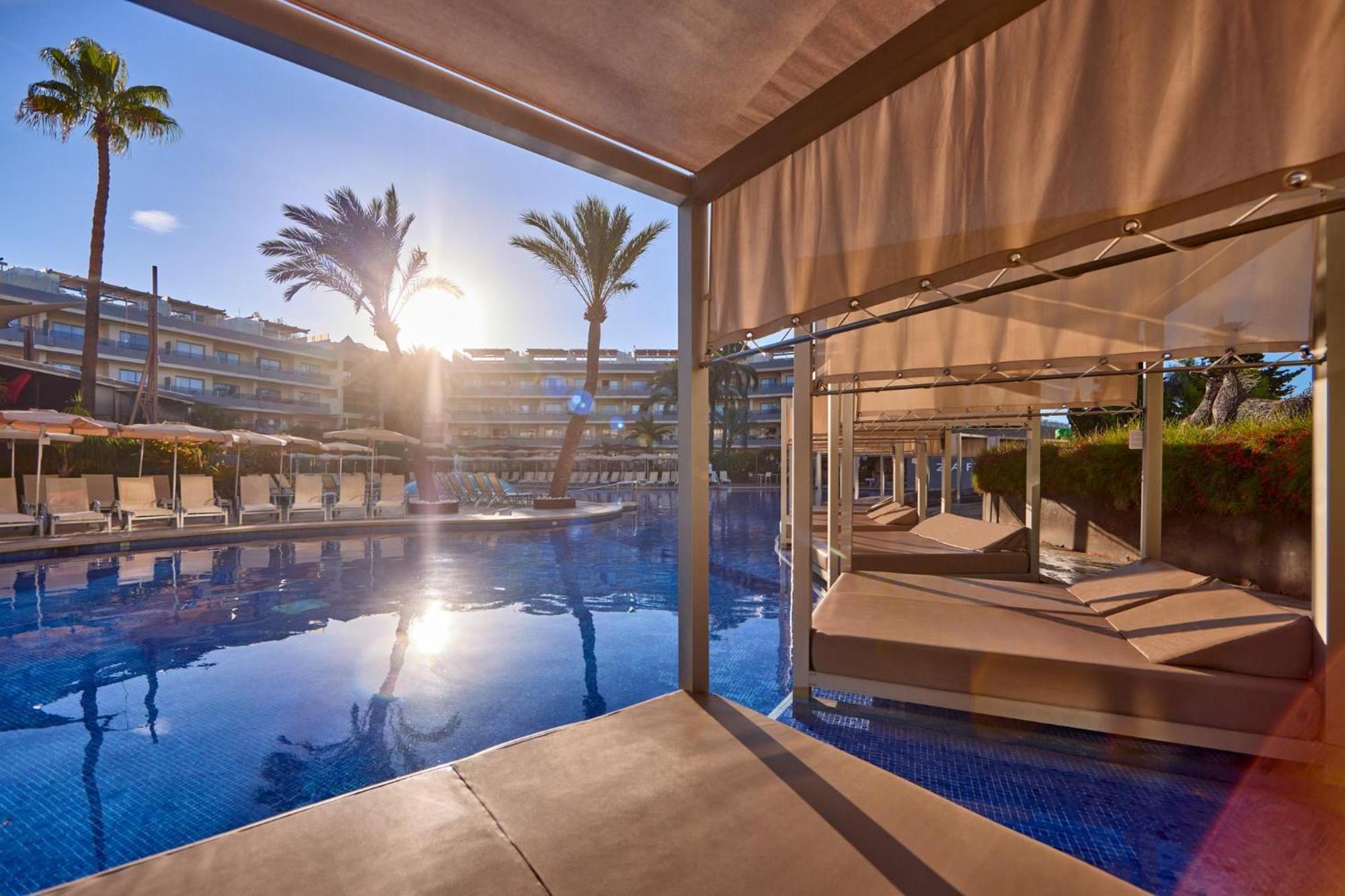 Zafiro Aparthotel Palmanova
